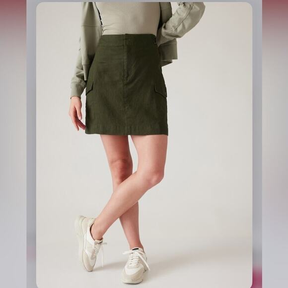 Athleta Green VOYAGER LINEN SKIRT Size 10 - Picture 1 of 9